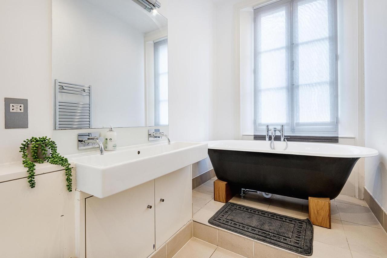 Modern Mayfair Apartments Londra Exterior foto